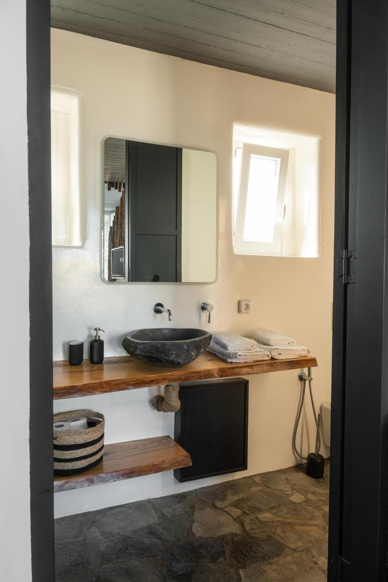 Apartment Panda Art Ano Mera
